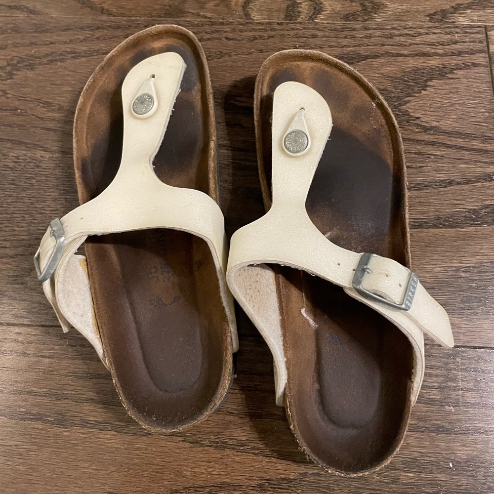 White Sparkle Birkenstock Gizeh